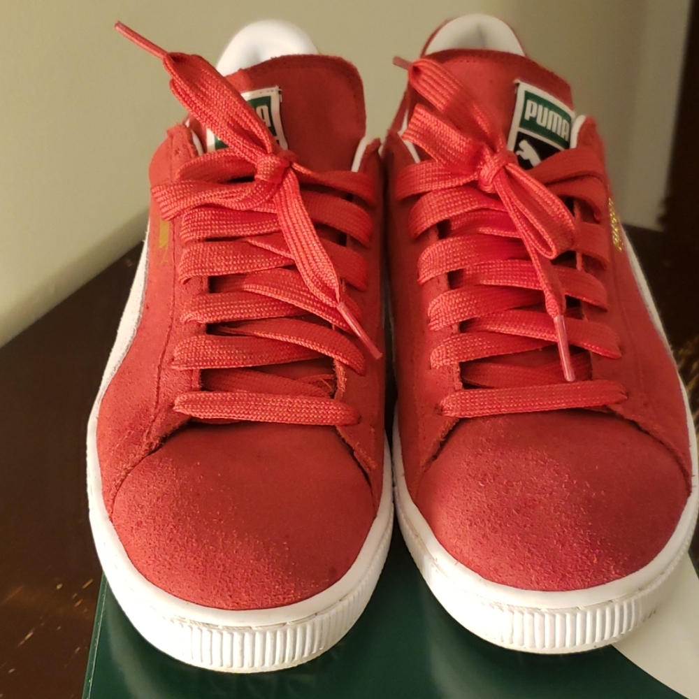 Puma sneakers